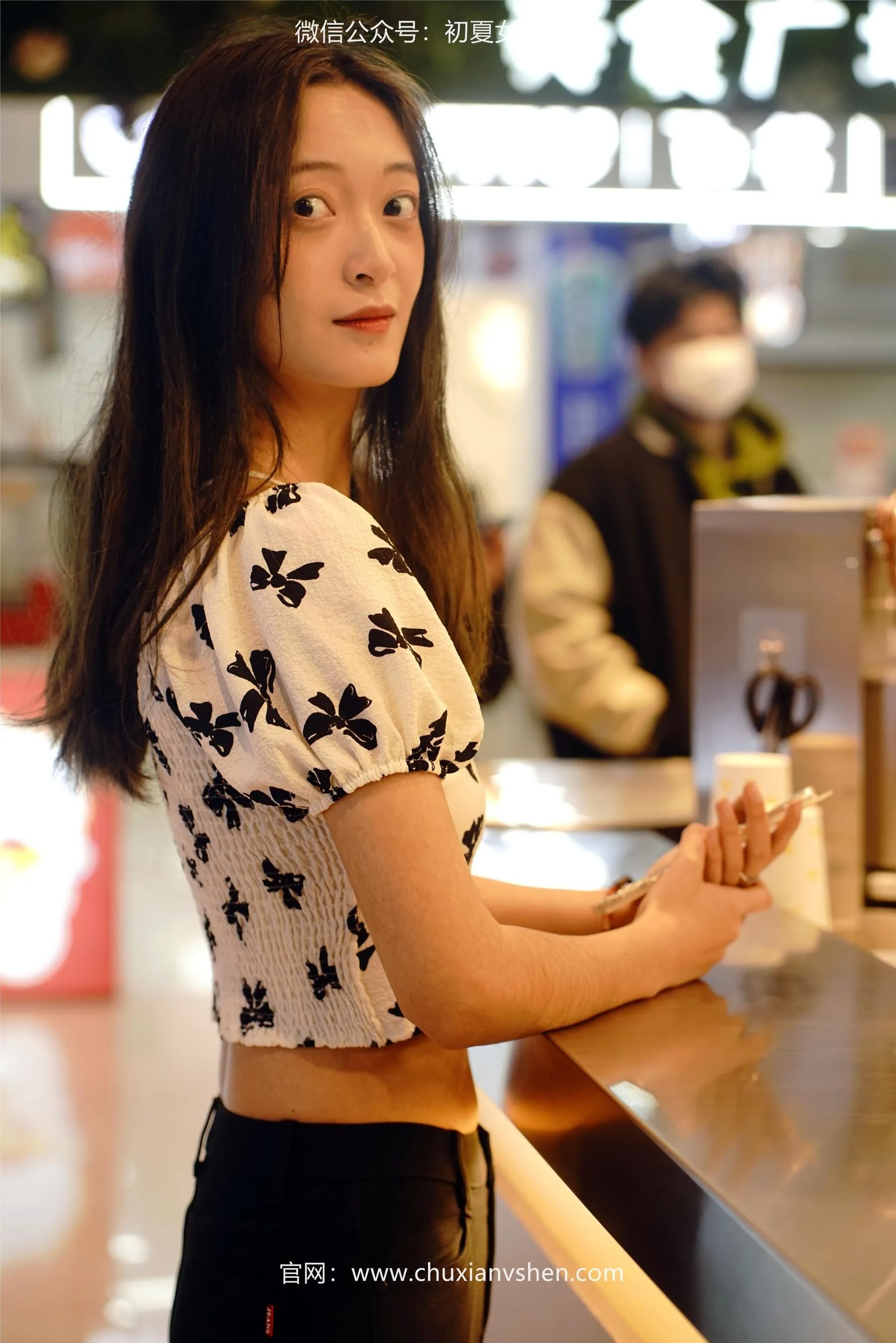 初夏女神 NO.072 依依 邻家女孩-商场篇 [88P]插图6